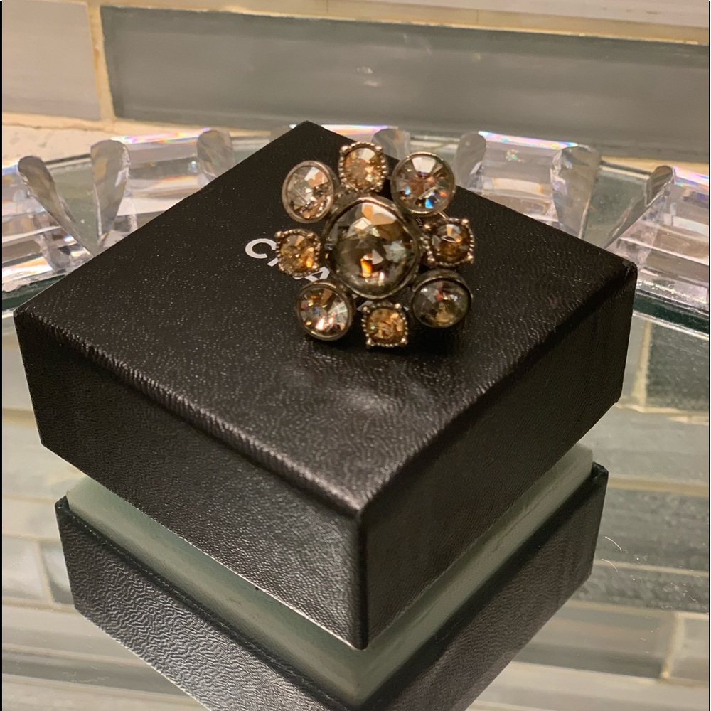 100% Authentic Crystal Chanel Ring SZ 6.5 - Picture 3 of 7